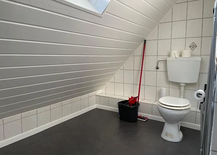 Apartment 4 *